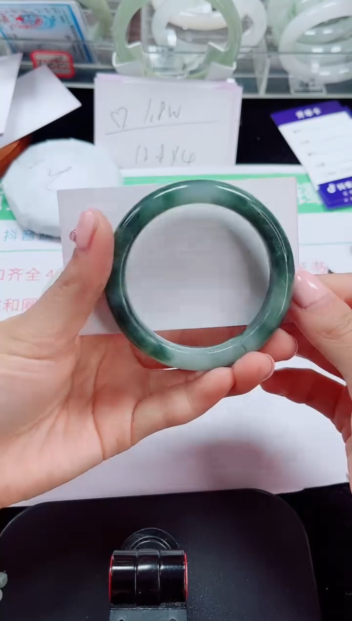 未镶嵌手镯石英质玉151-51/52