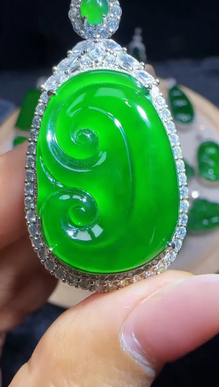 未镶嵌定制翡翠翡翠吊坠156