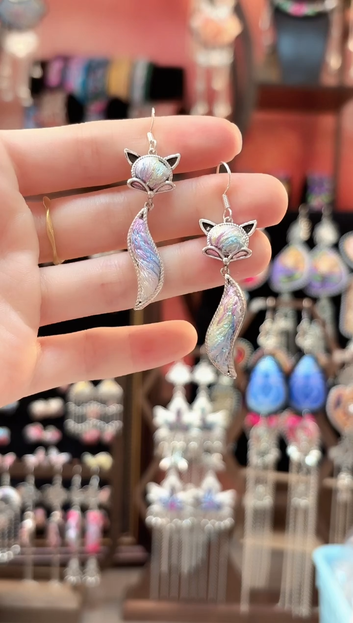 织绣云织谣民族风精美饰品   333