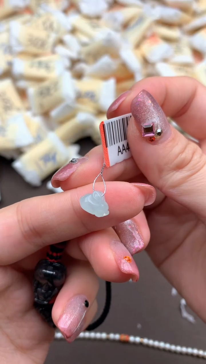 【闪购商品】翡翠挂件未镶嵌一