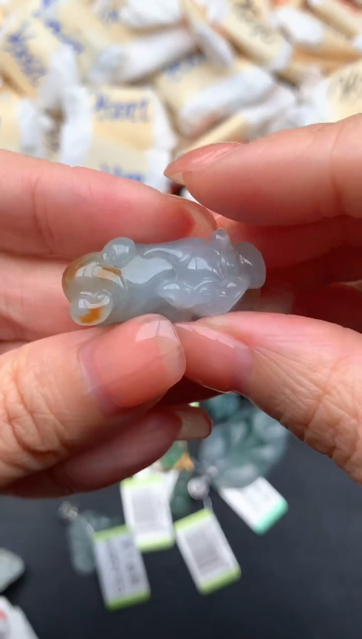 未镶嵌挂件翡翠一