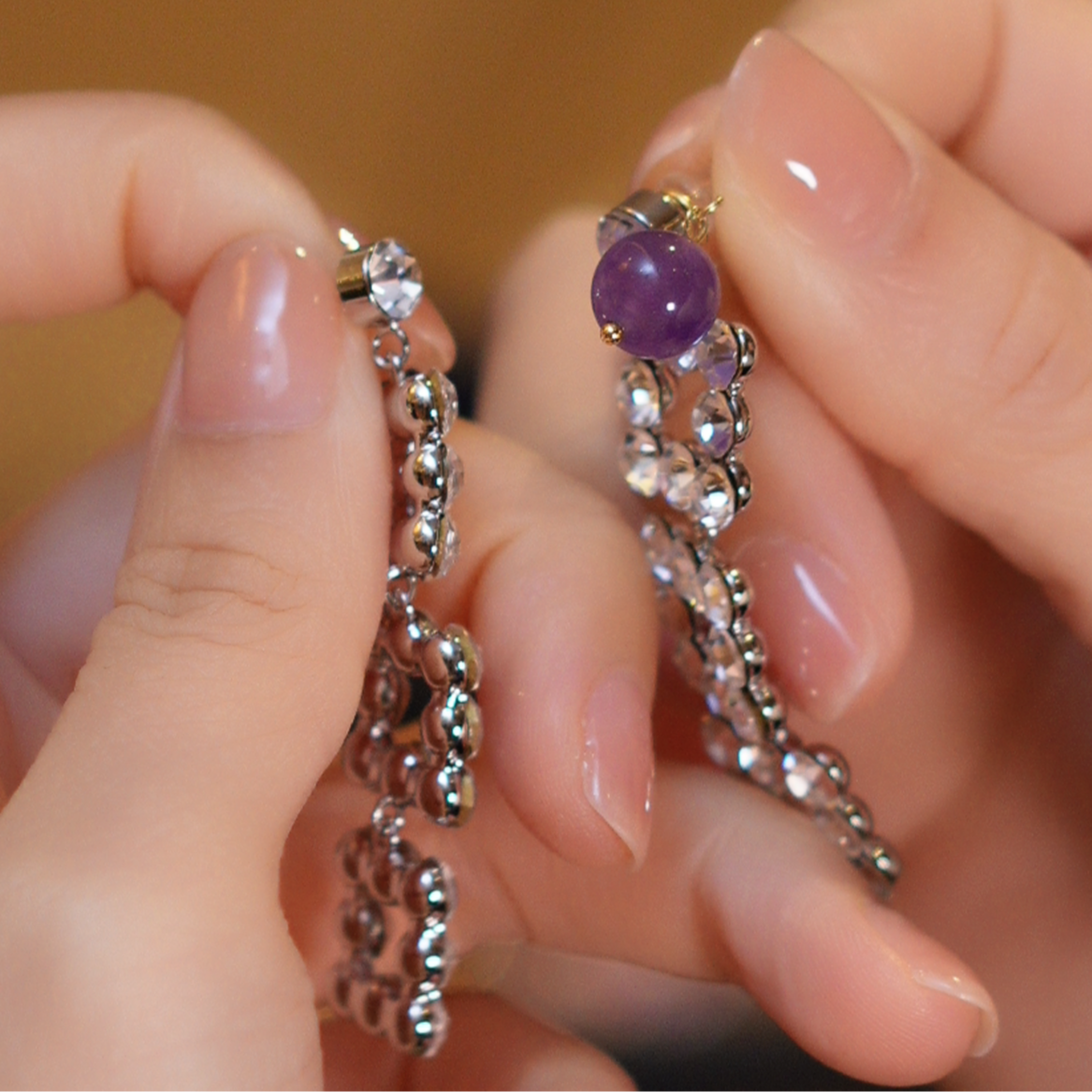 水晶发光女神耳环HTBL0147