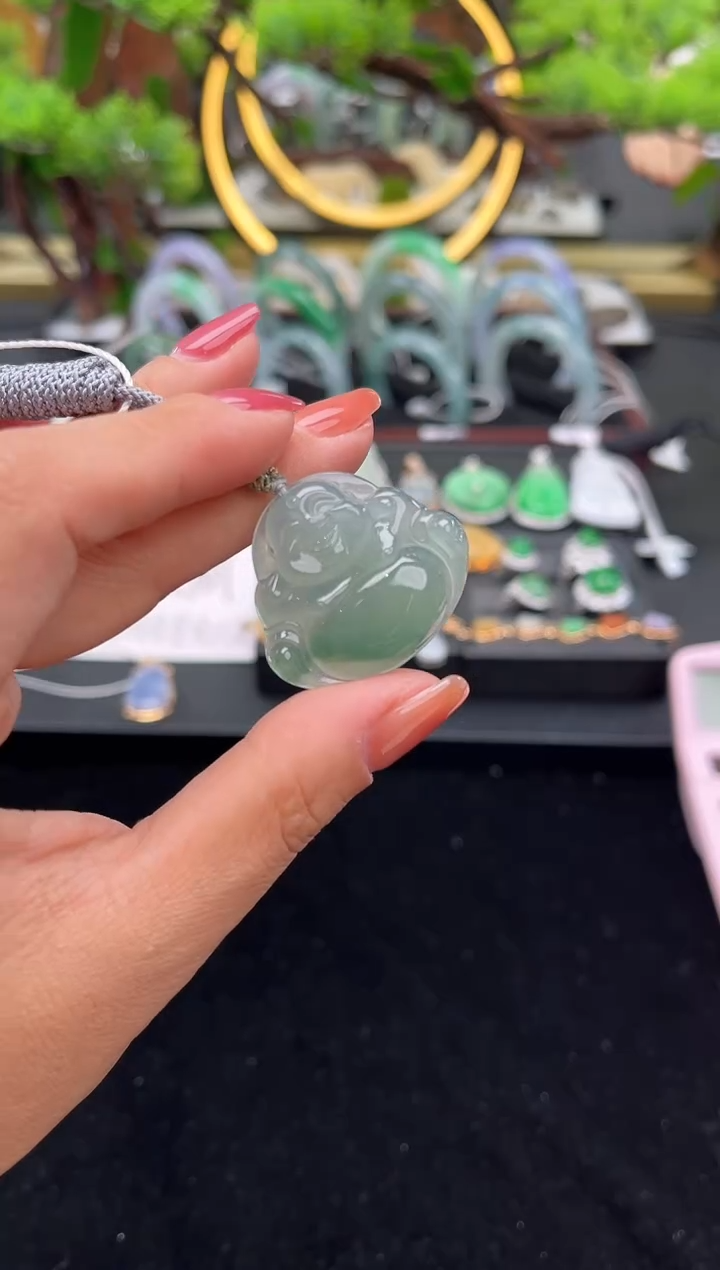 颈饰未镶嵌翡翠吊坠