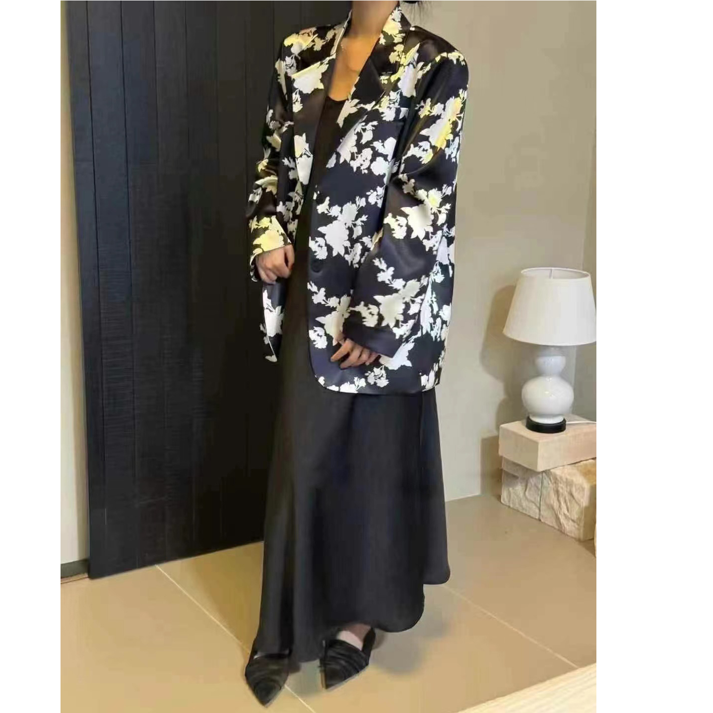 开春今年流行的独特超好看小香风外套女春秋2025新款洋气别致上衣