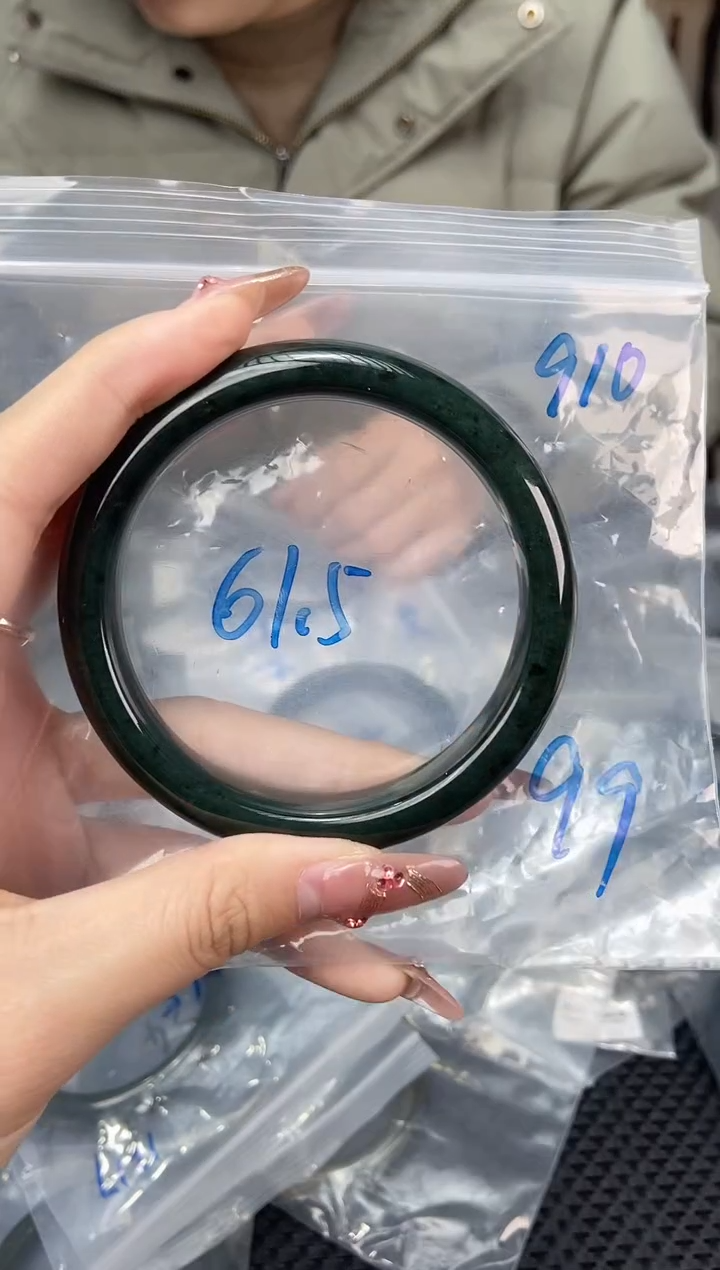 【闪购商品】和田玉手镯未镶嵌和田玉手镯910