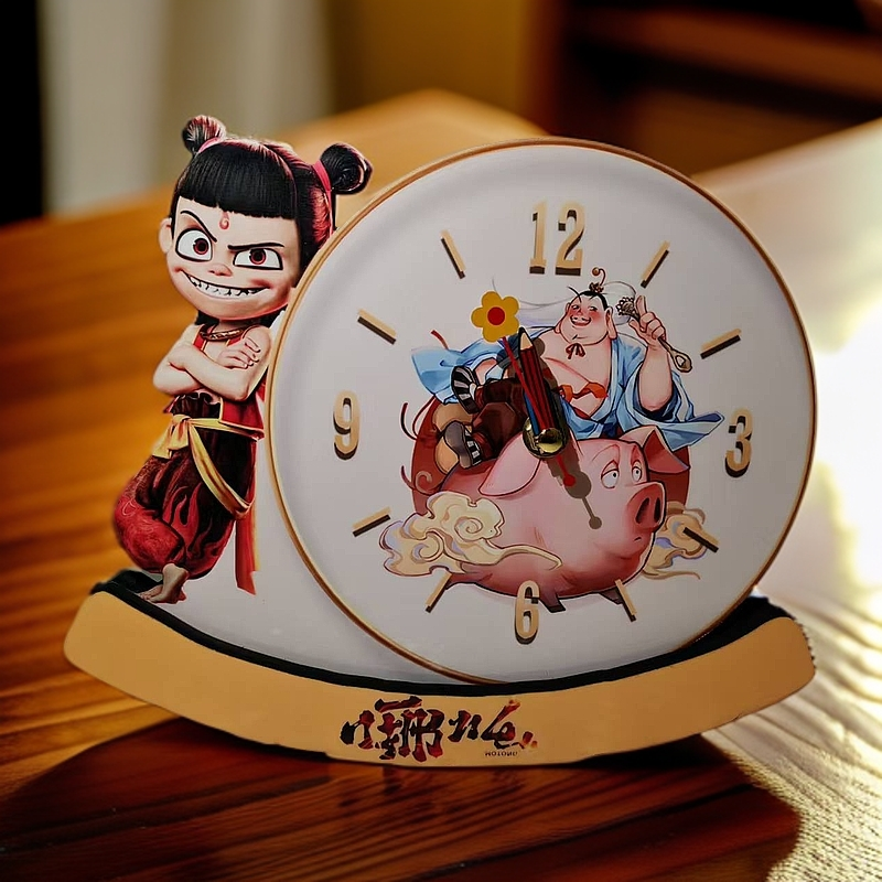 哪吒卧室玄关陶瓷创意钟表家用摆件木质国风水晶工艺品摆台中式