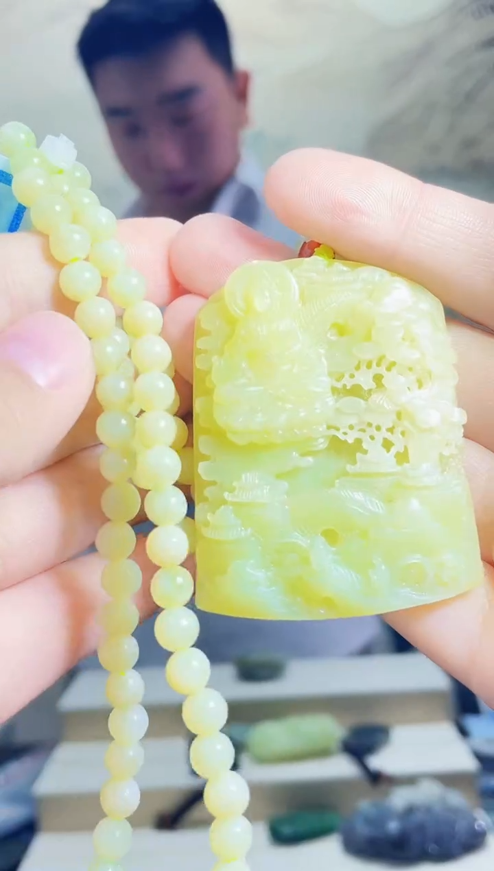 颈饰未镶嵌和田玉1