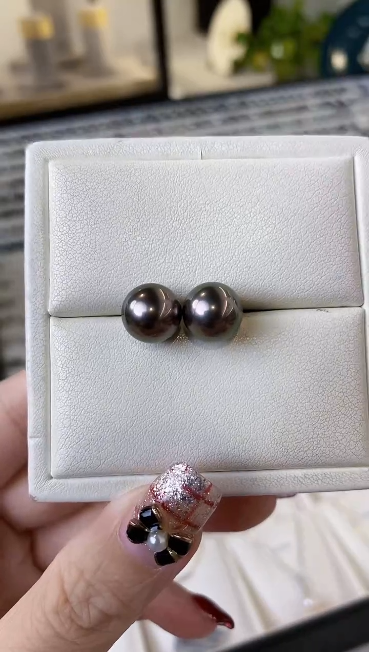 【闪购商品】海水珍珠耳饰18K金镶嵌10-11大溪地黑珍珠耳饰