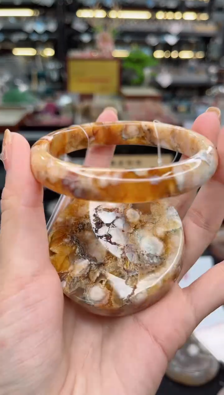 【闪购商品】石英质玉手镯未镶嵌61圈口（赠品镯心）3507151