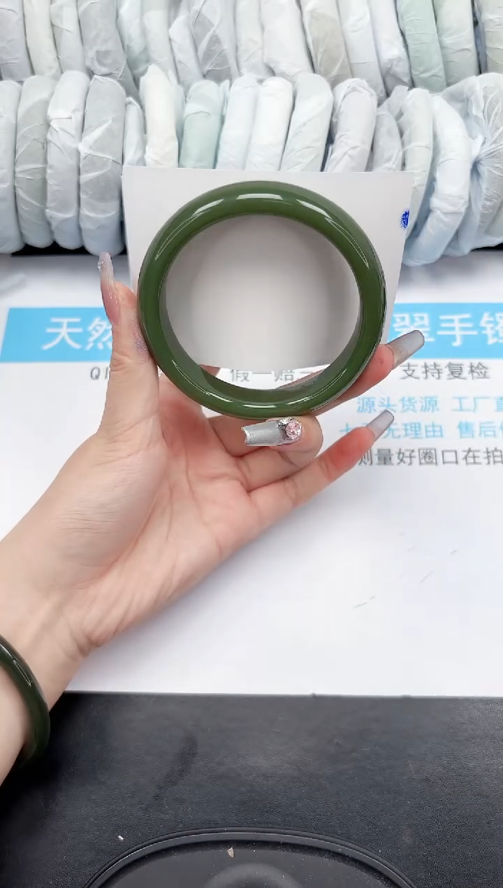 【闪购商品】石英质玉手镯合金581-64