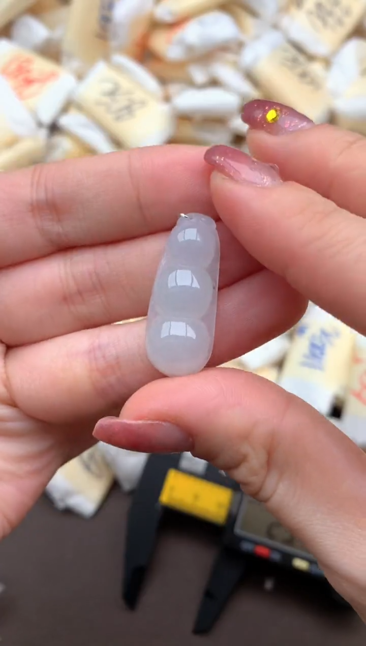 【闪购商品】翡翠挂件未镶嵌一