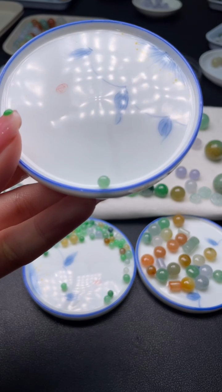 【闪购商品】翡翠颈饰未镶嵌啊A309