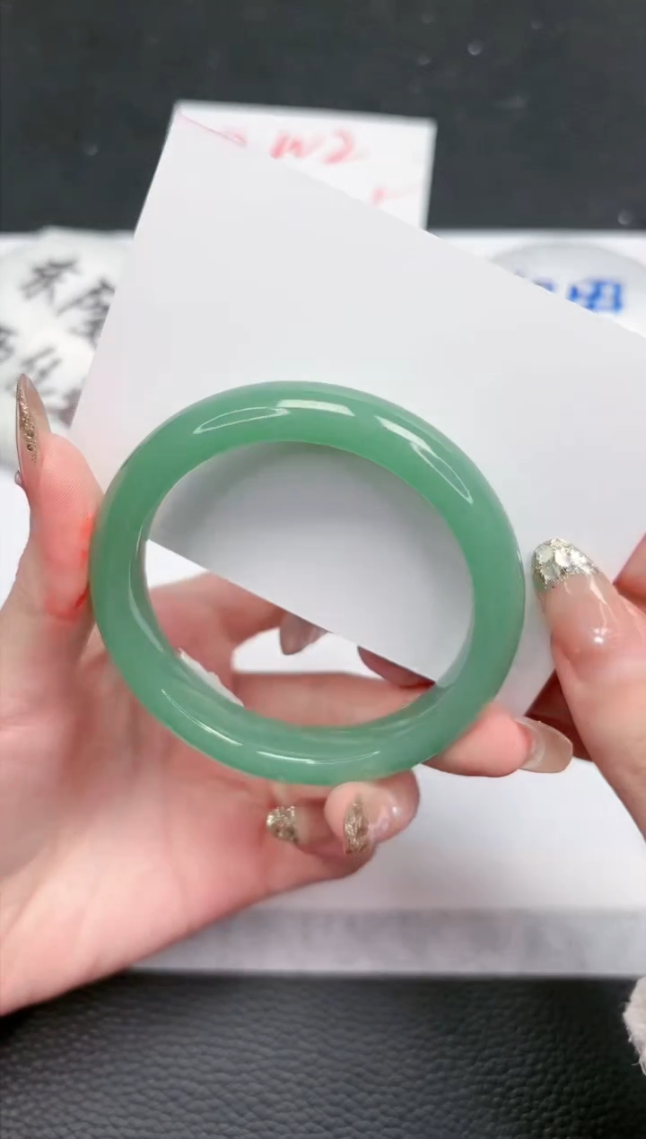 【闪购商品】石英质玉手镯未镶嵌413-54.3