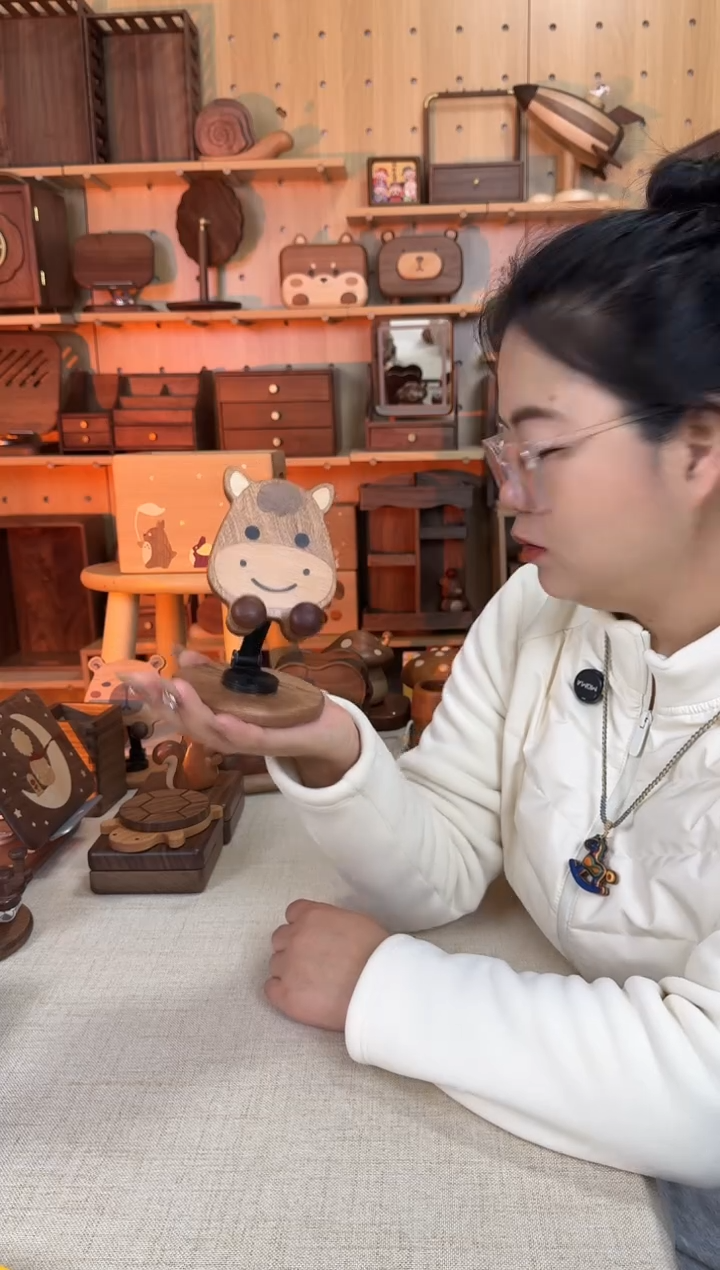 木乌檀木实木小马便携手机支架