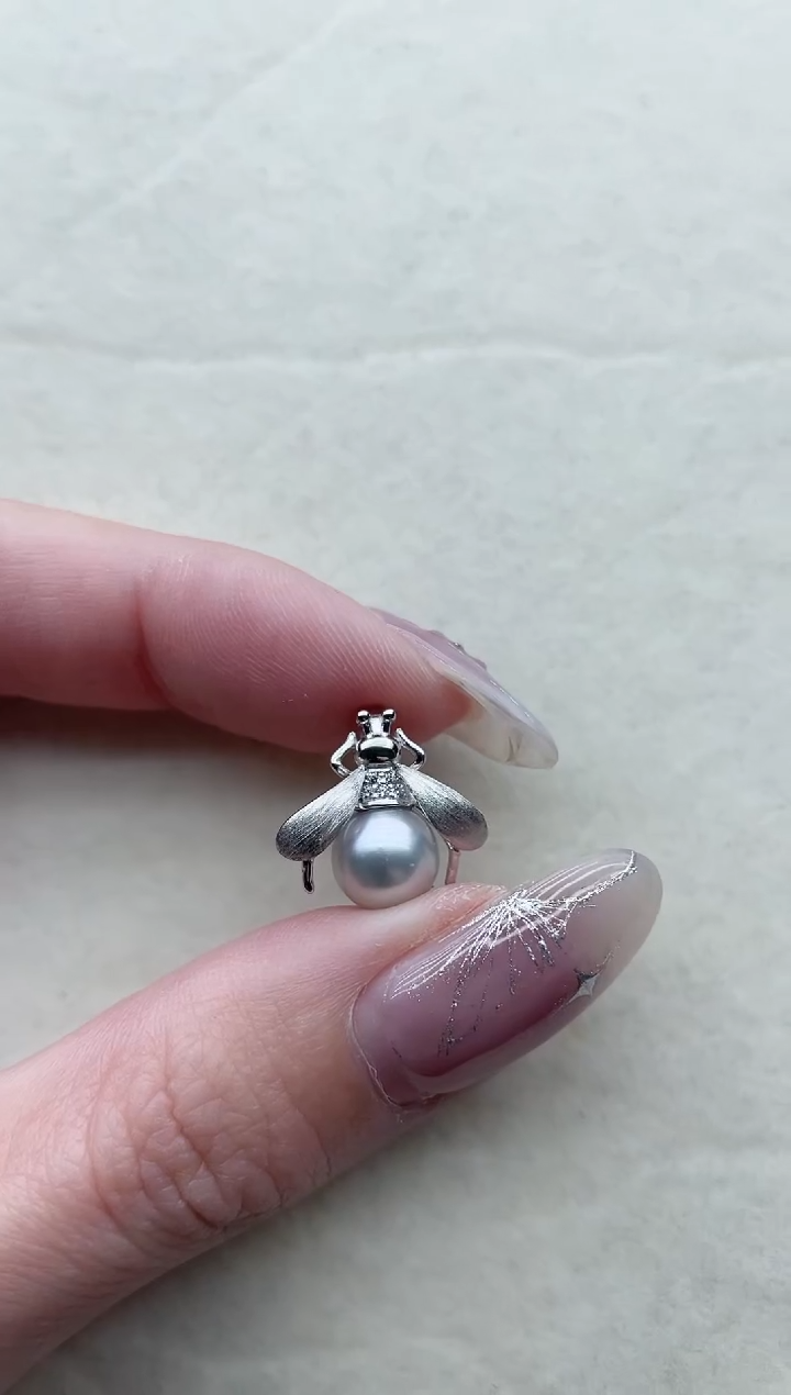 【闪购商品】海水珍珠吊坠银S925镶嵌10