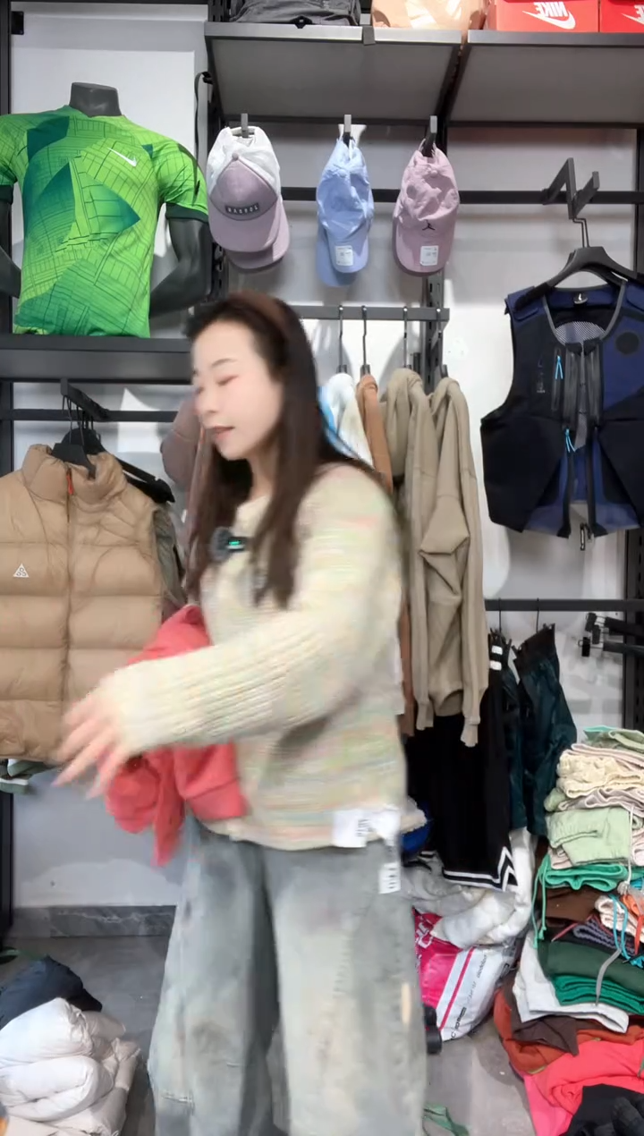 1278闪购编码  运动卫衣裤以直播间过款为准 尺码. 140