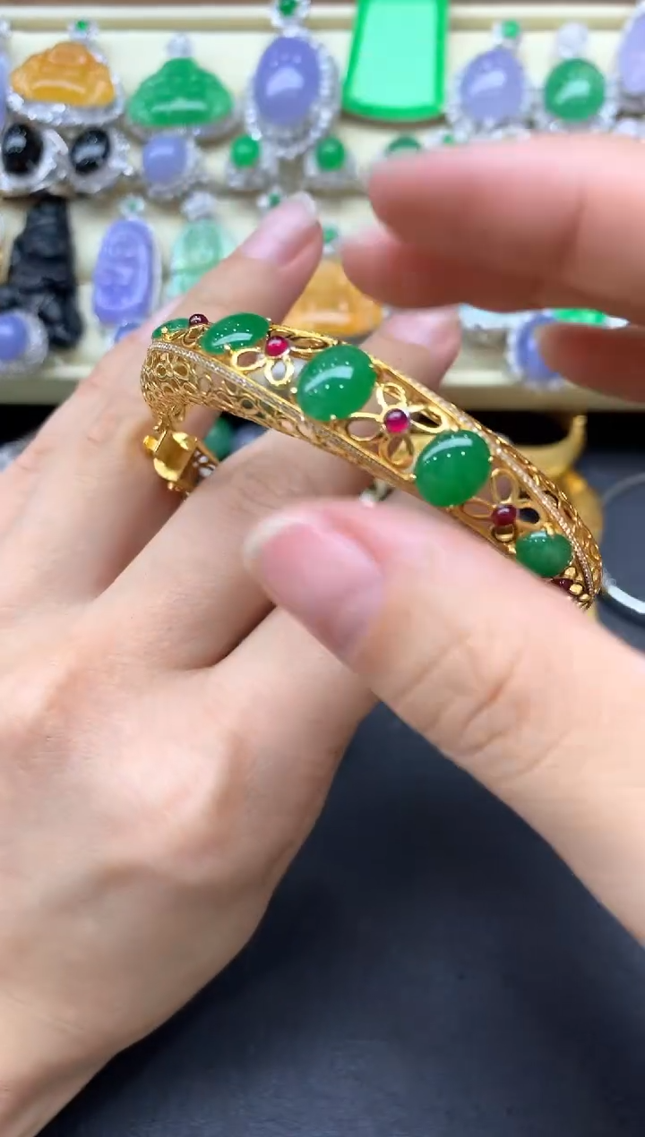 【闪购商品】翡翠手镯18K金镶嵌648-中国好珍宝