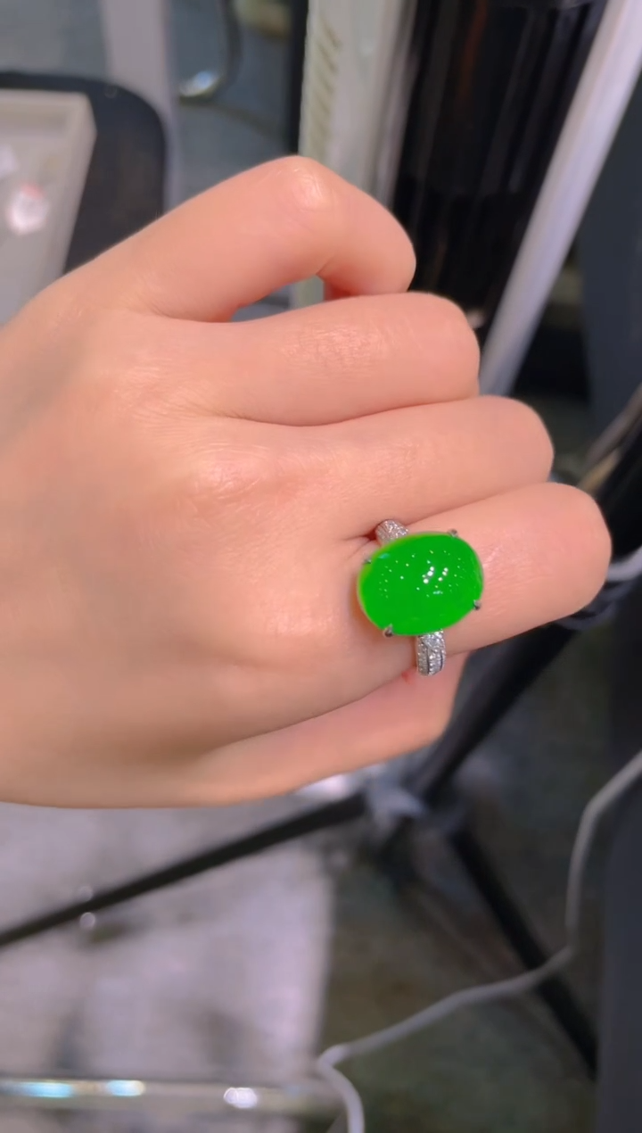 【闪购商品】翡翠18K金镶嵌吊坠(不含链)A41