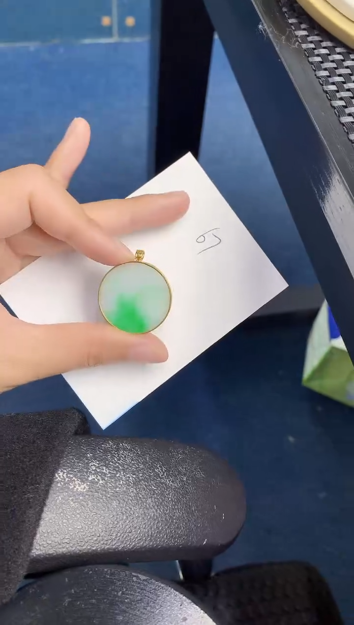 【闪购商品】翡翠颈饰18K金镶嵌000000000