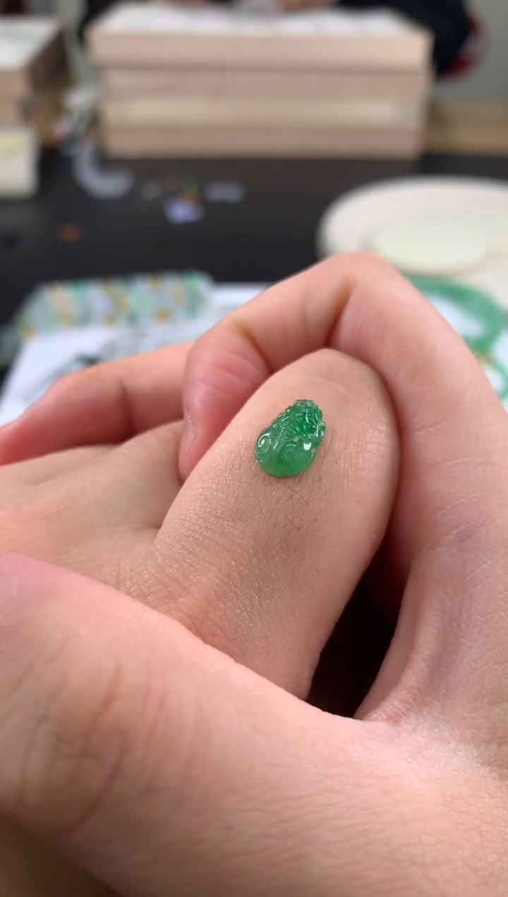 【闪购商品】定制翡翠未镶嵌翡翠