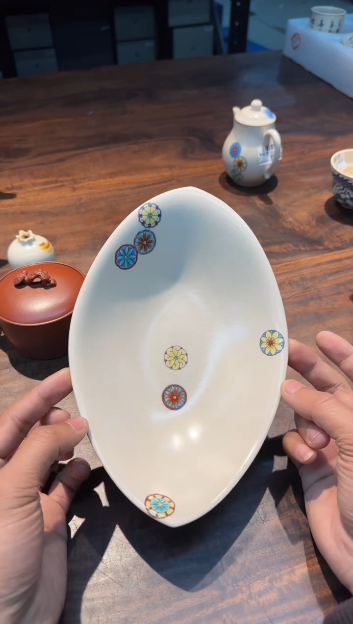 【闪购商品】霖松堂 皮球花·一片叶子壶承