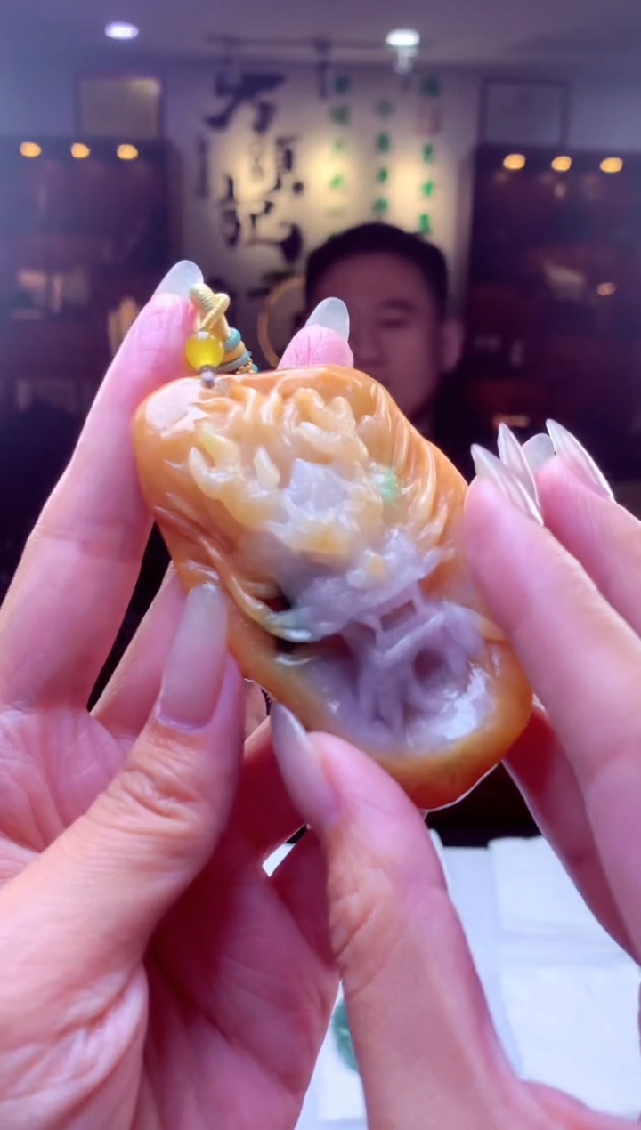 【闪购商品】定制翡翠未镶嵌挂件发货（拍一发一）