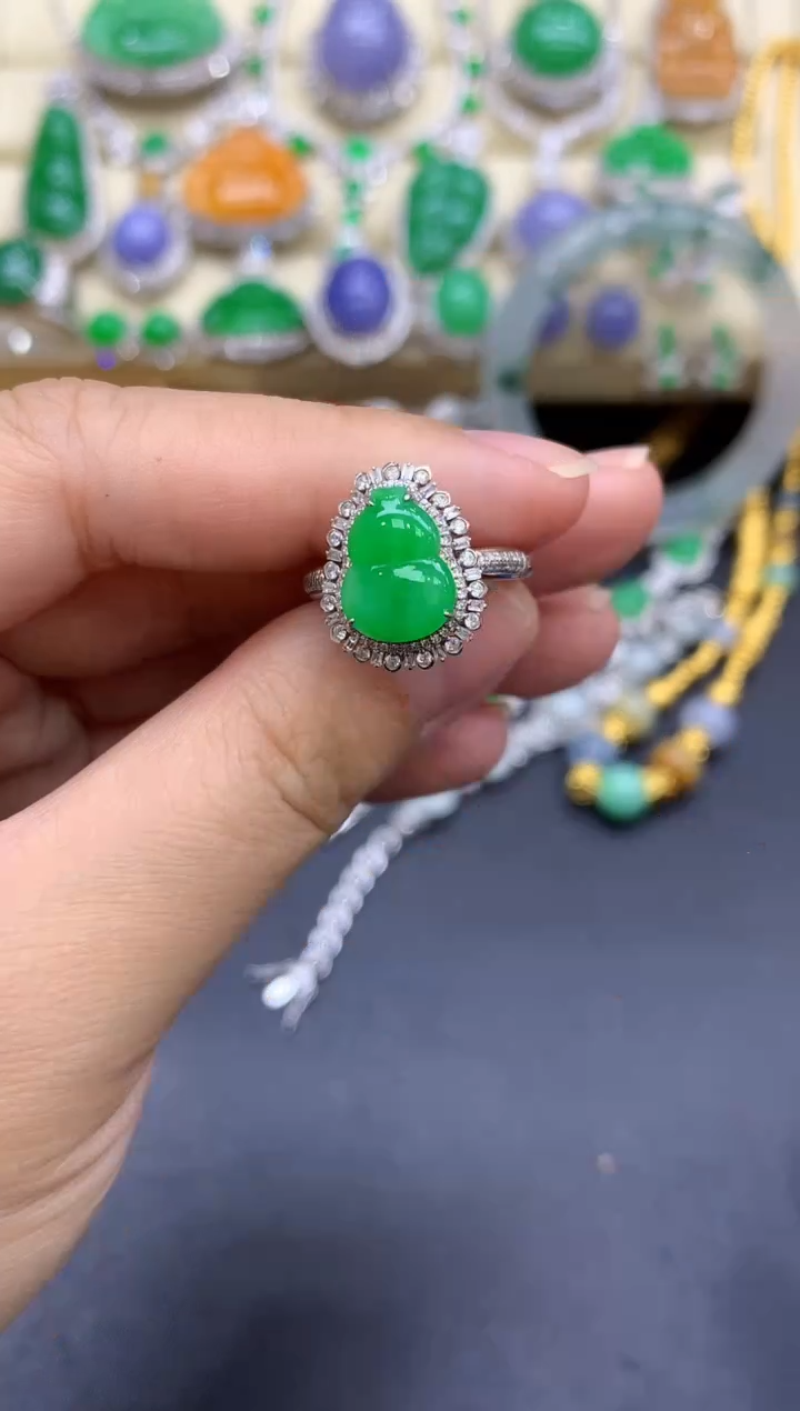 18K金镶嵌戒指翡翠324-中国好珍宝