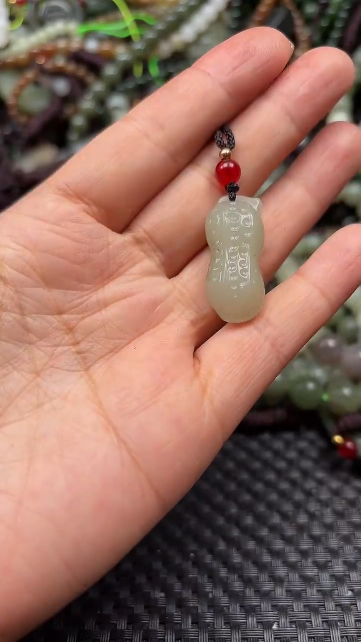 【闪购商品】和田玉颈饰未镶嵌.