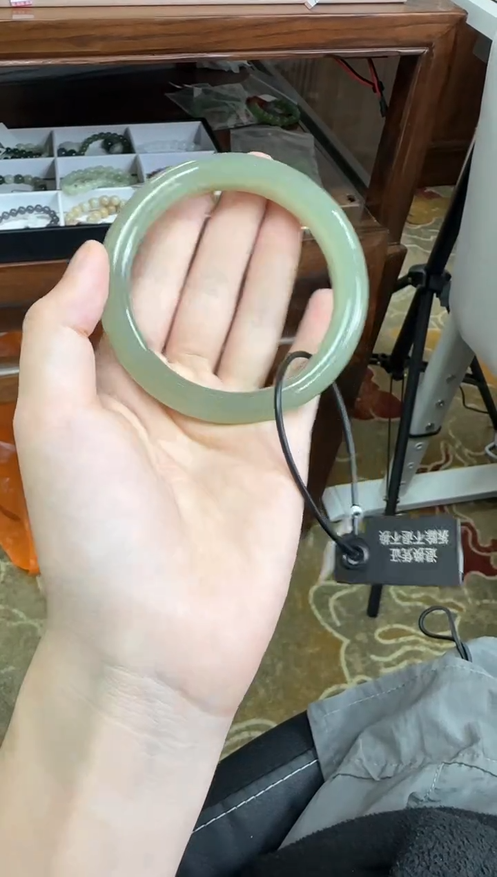未镶嵌手镯和田玉58