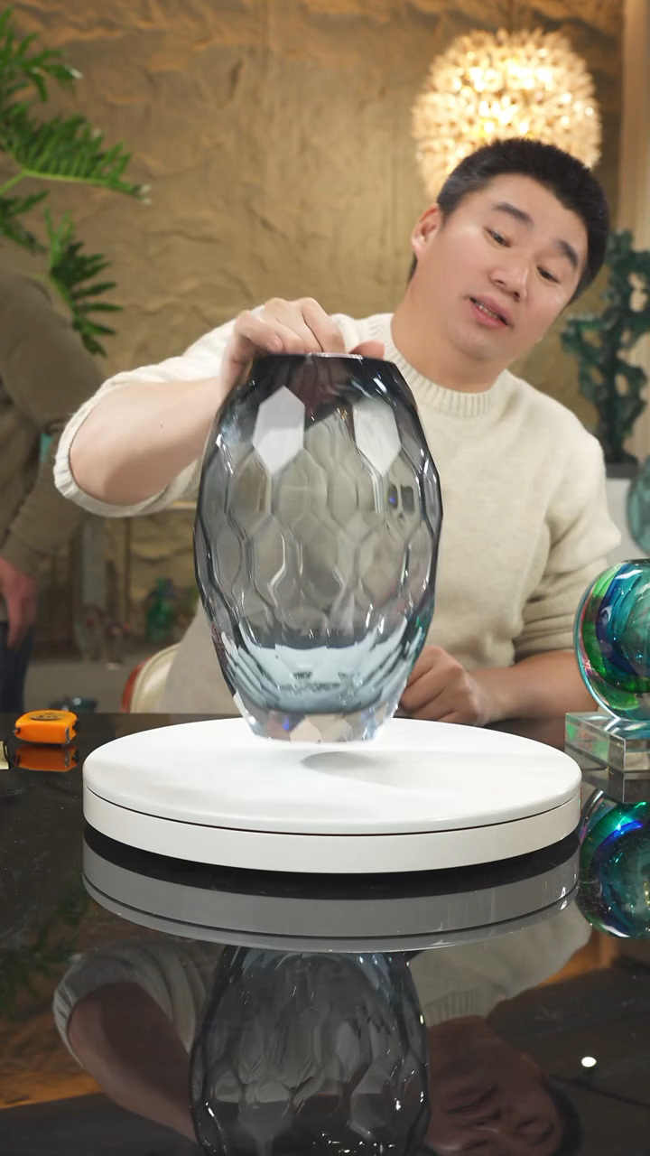 【闪购商品】摆件新年特惠灰色切面花瓶