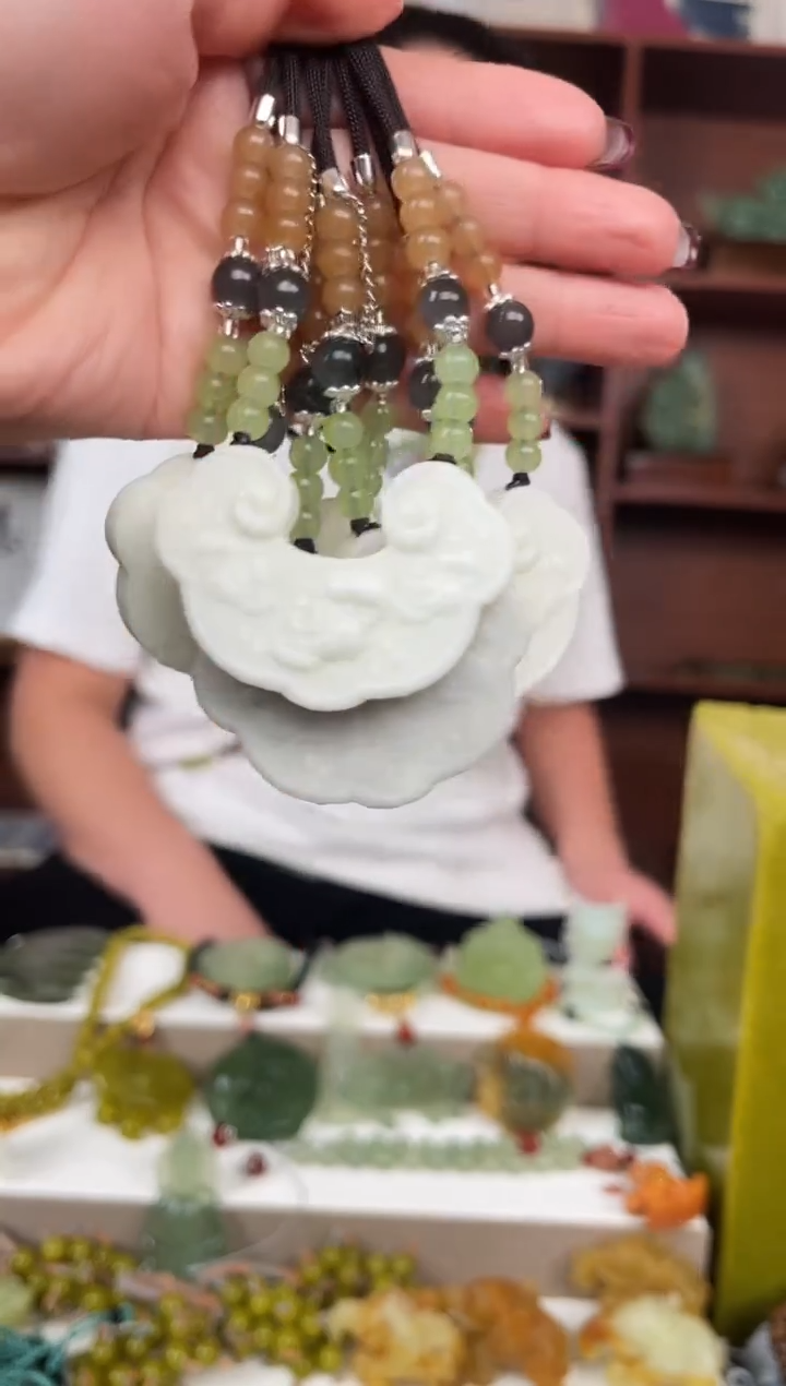 未镶嵌蛇纹石玉颈饰多样性发货拍一发一