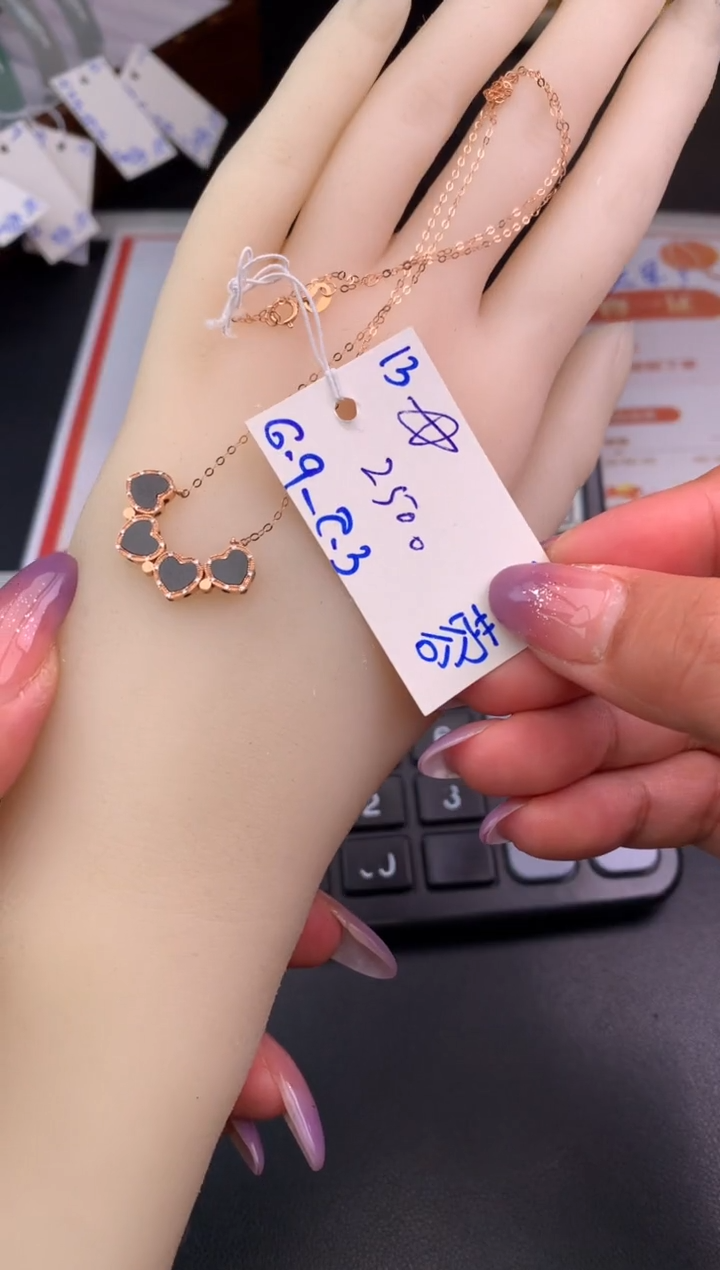 【闪购商品】翡翠吊坠(不含链)未镶嵌挂件