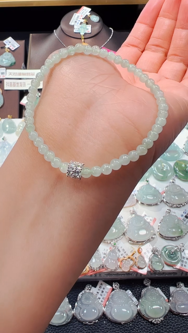 【闪购商品】翡翠手串未镶嵌甜阳绿小米珠手串