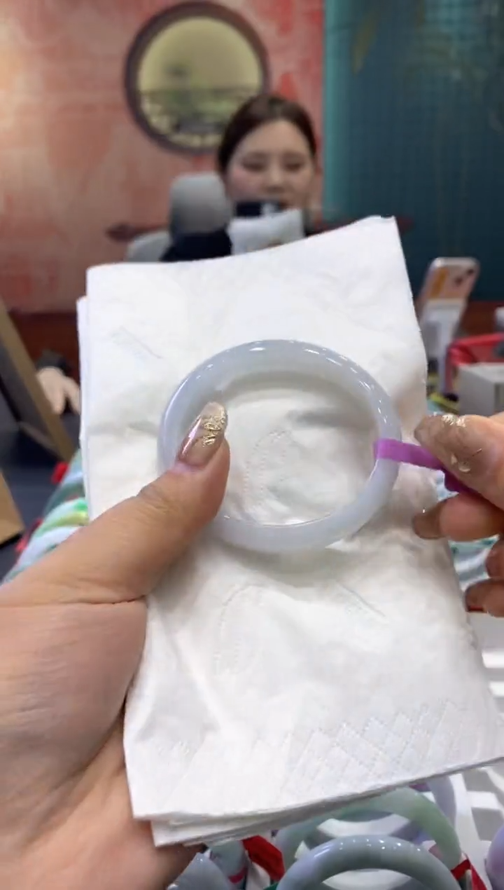 【闪购商品】翡翠手镯未镶嵌多人0011963