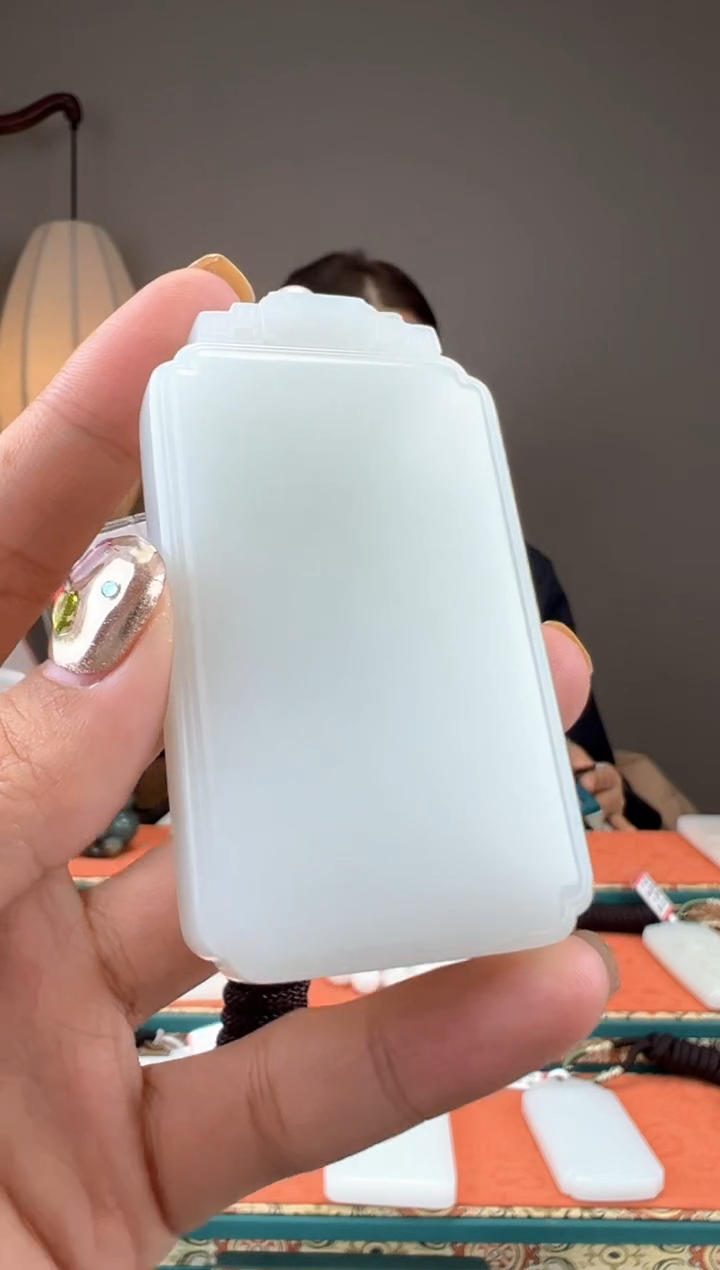 【闪购商品】和田玉颈饰未镶嵌1