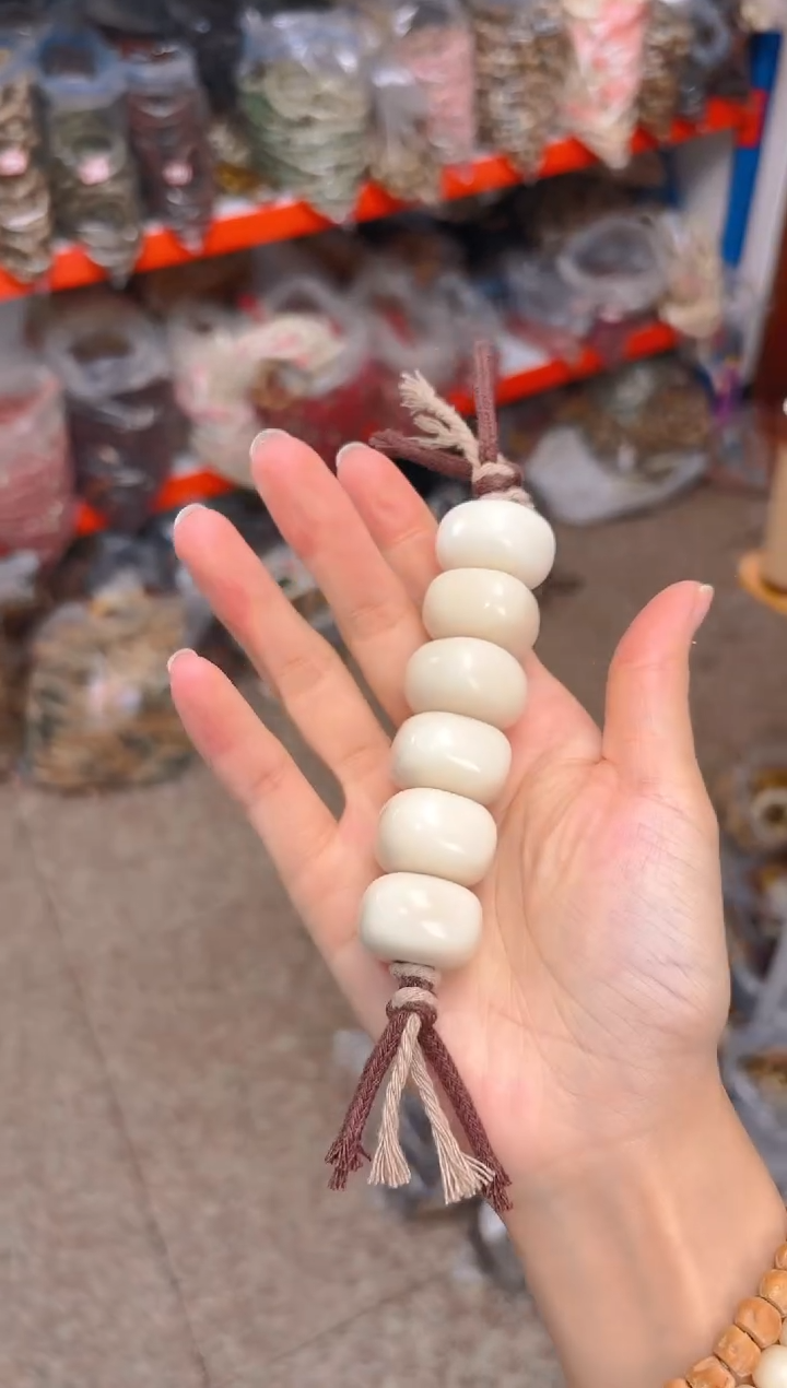 吊坠菩提根/象牙果大卡白色棒棒糖