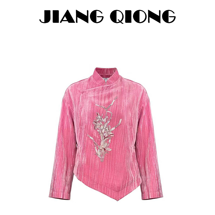 姜穹JIANGQIONG立体珠花刺绣立领不规则下摆丝绒中式短外套