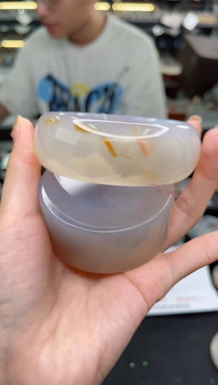 【闪购商品】石英质玉手镯未镶嵌67圈口（赠品镯心）3510290