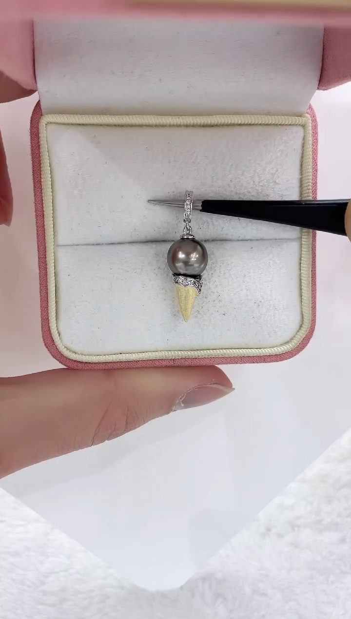 【闪购商品】海水珍珠吊坠(不含链)银S925镶嵌海水珍珠吊坠