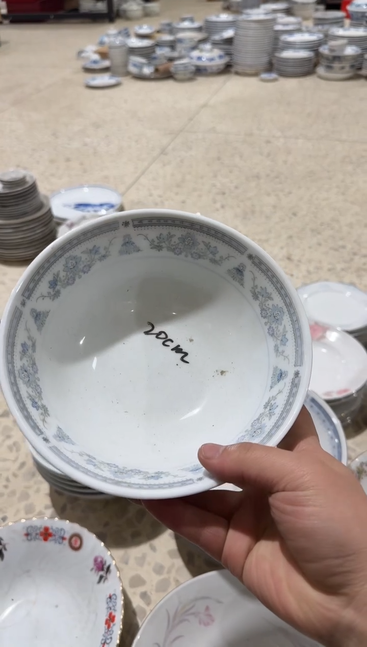 【闪购商品】摆件碗盘杯20厘米微瑕介意勿拍
