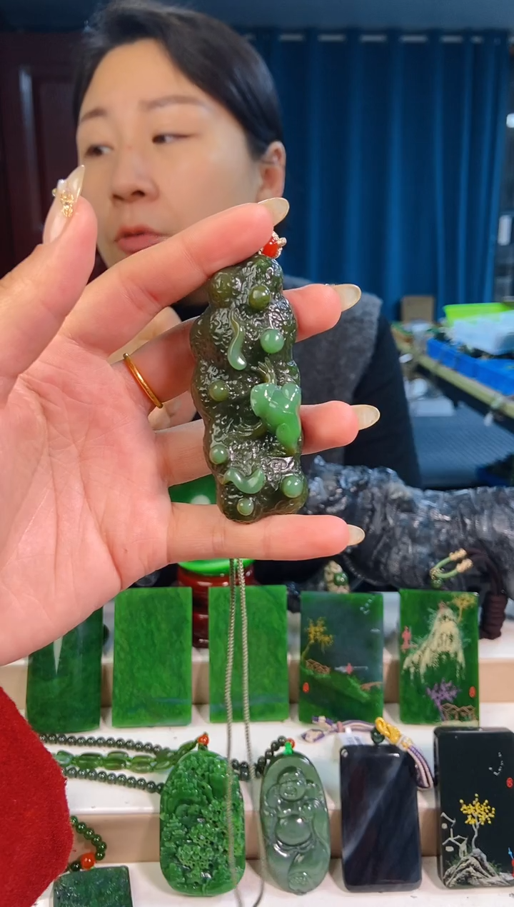 【闪购商品】和田玉未镶嵌挂件1