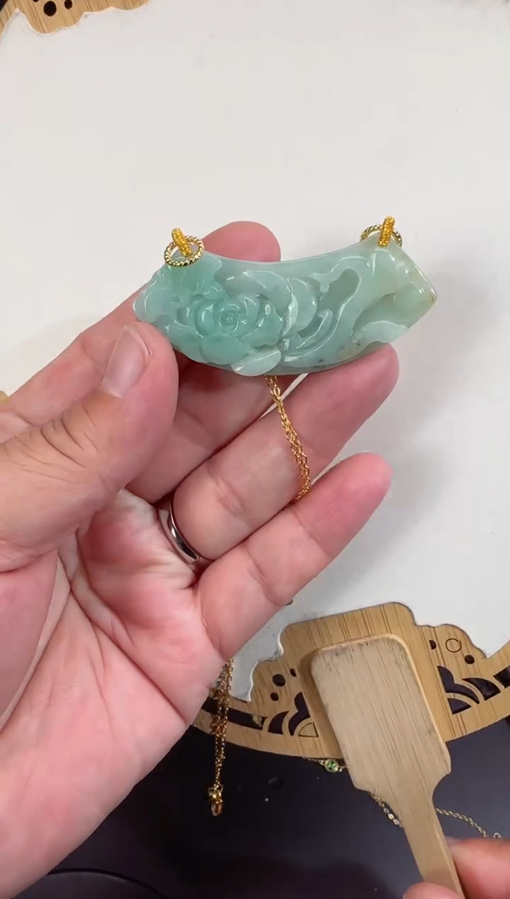 【闪购商品】翡翠颈饰未镶嵌拍照