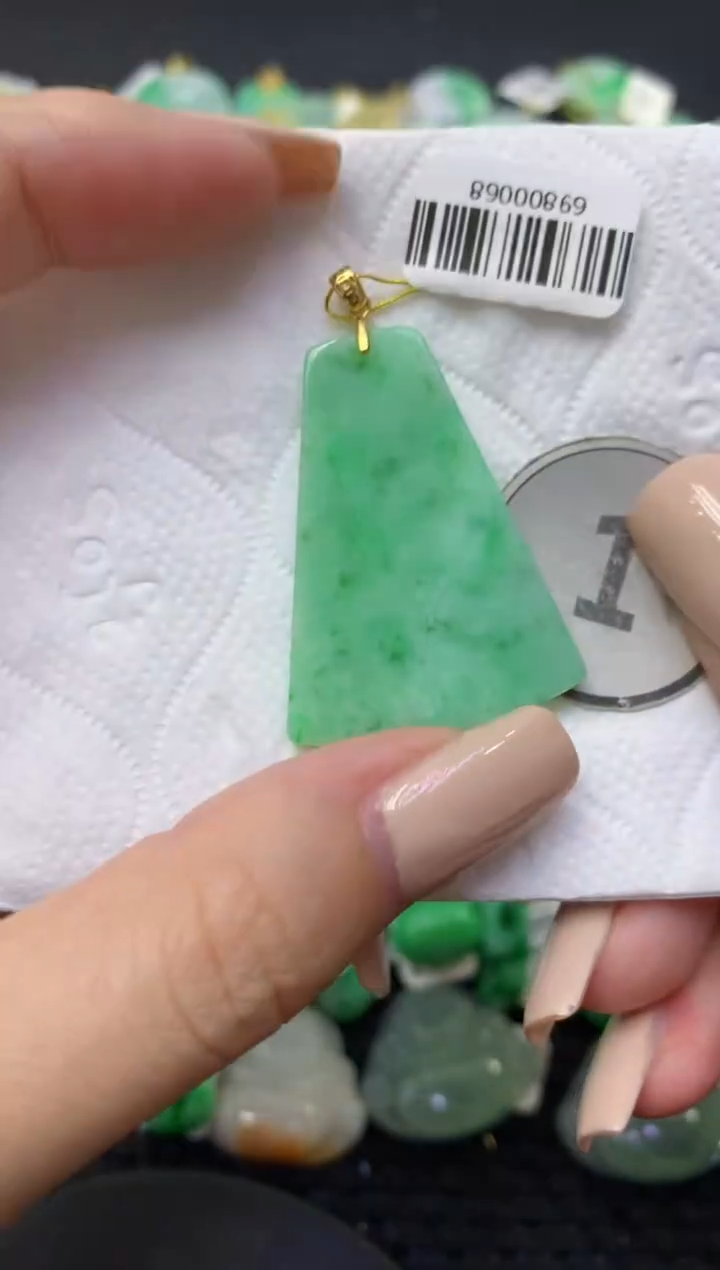 颈饰未镶嵌翡翠天然缅甸翡翠A货