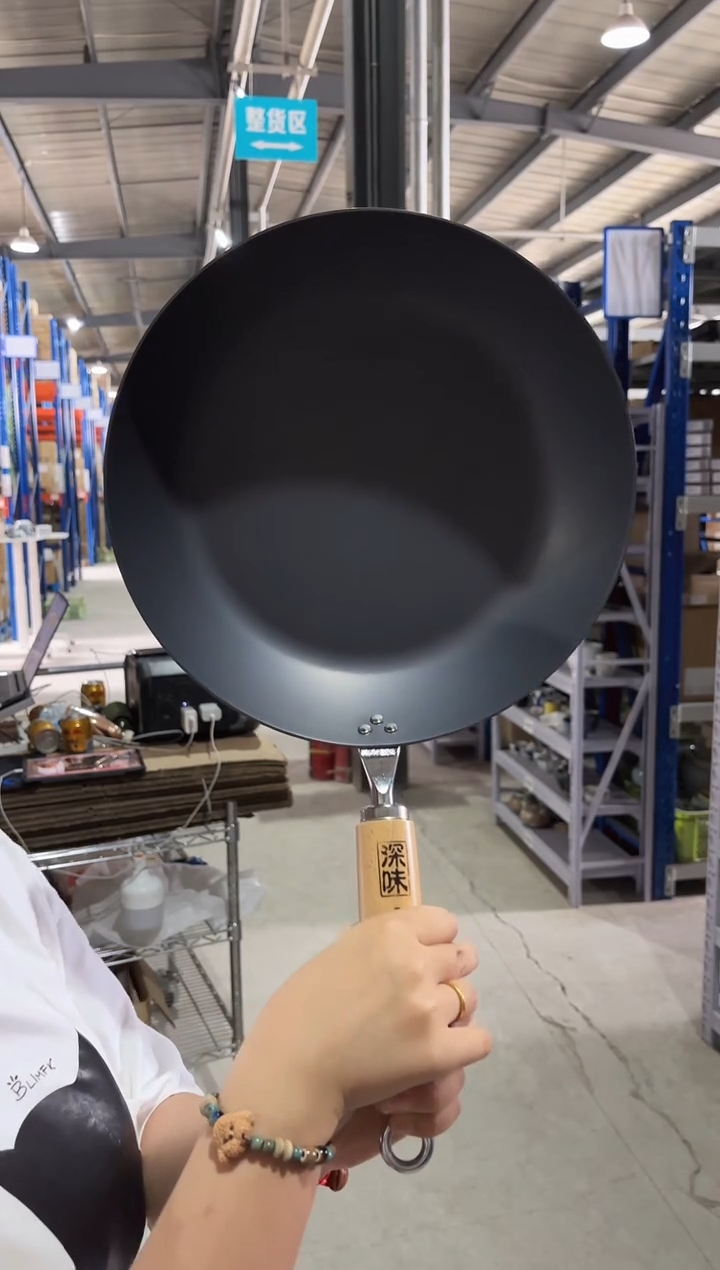 瓷深味平底锅28cm深味平底锅28cm