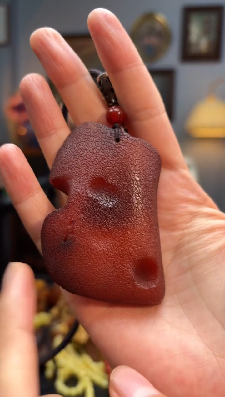 琥珀颈饰未镶嵌吊坠