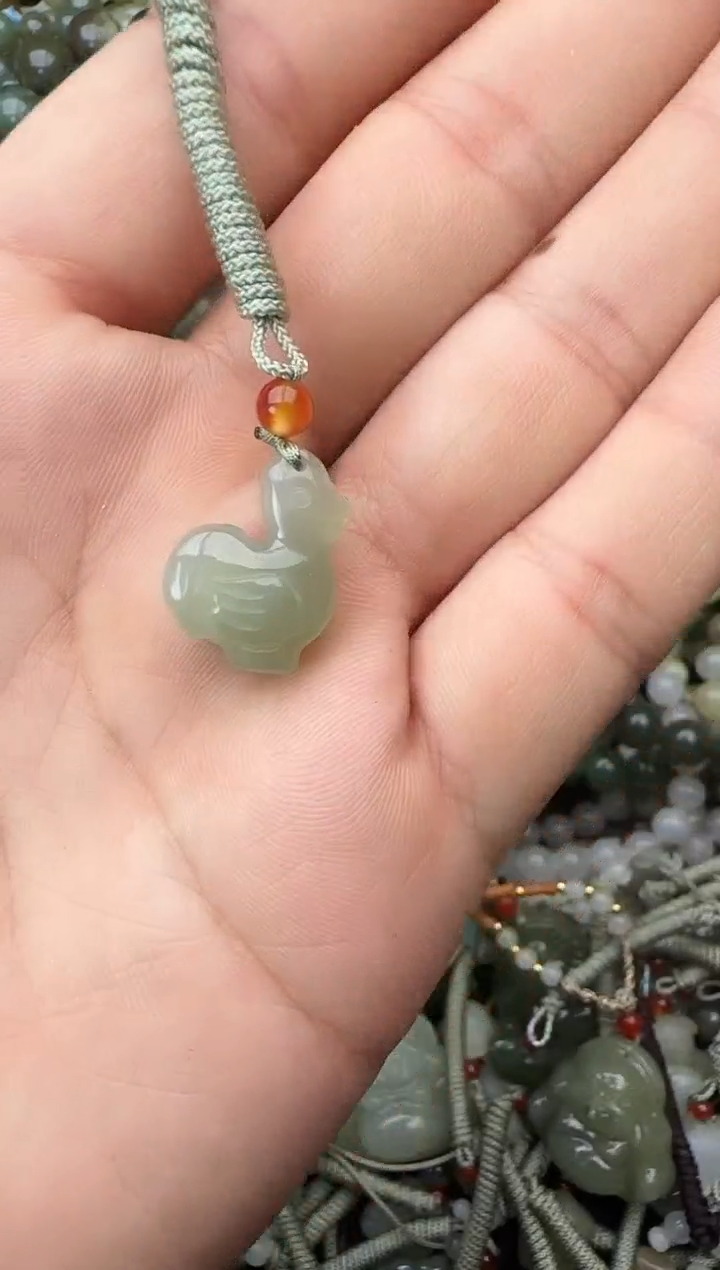 颈饰未镶嵌和田玉拍一发一