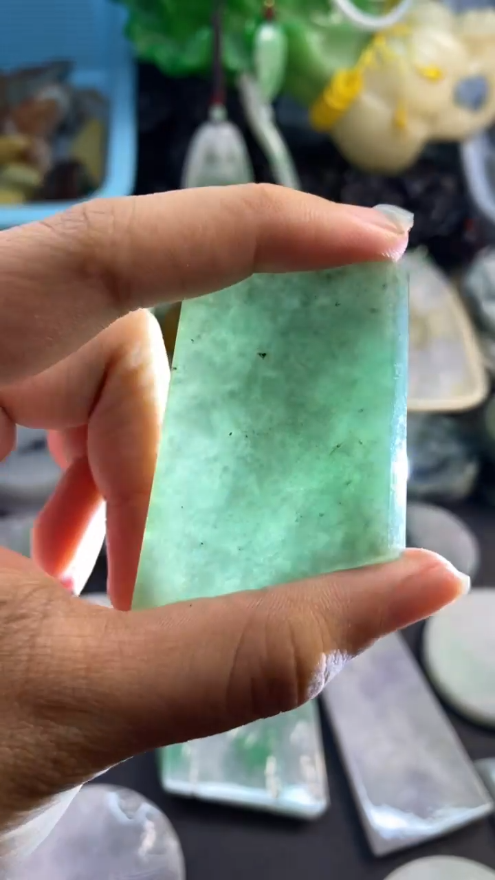 未镶嵌挂件翡翠A货翡翠