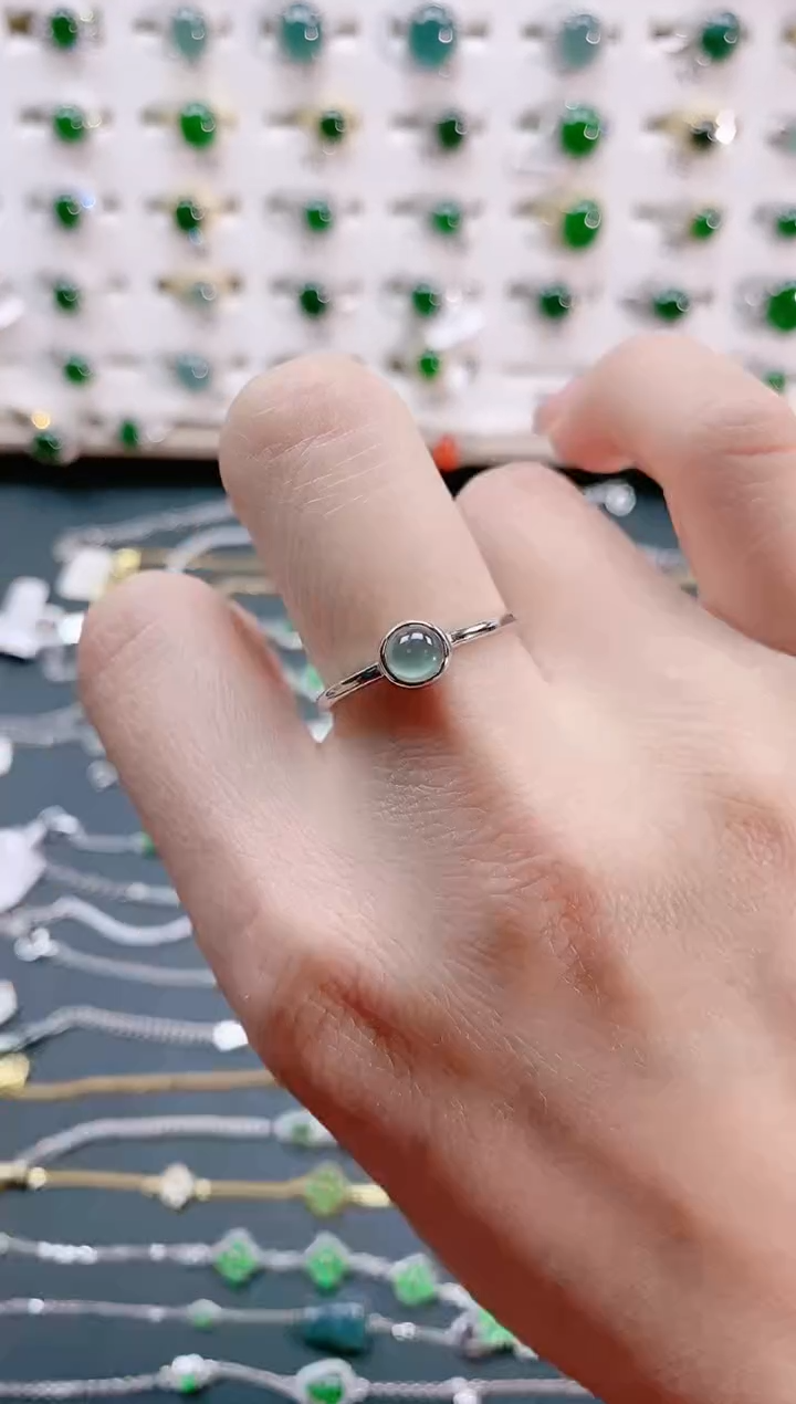 【闪购商品】翡翠戒指银S925镶嵌天然翡翠