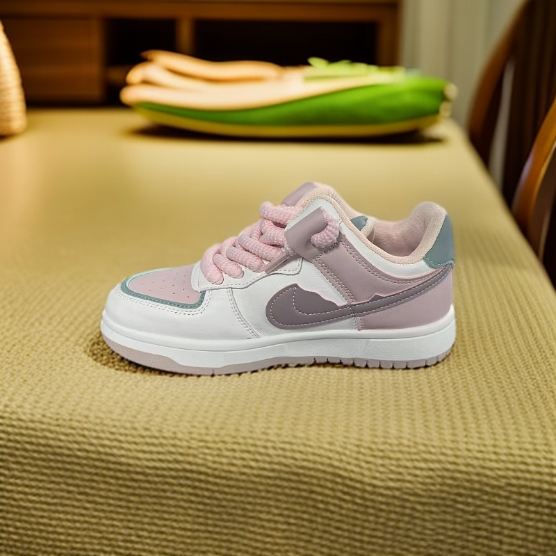 女休闲平底休闲跑鞋女款时尚户外女低帮经典潮流