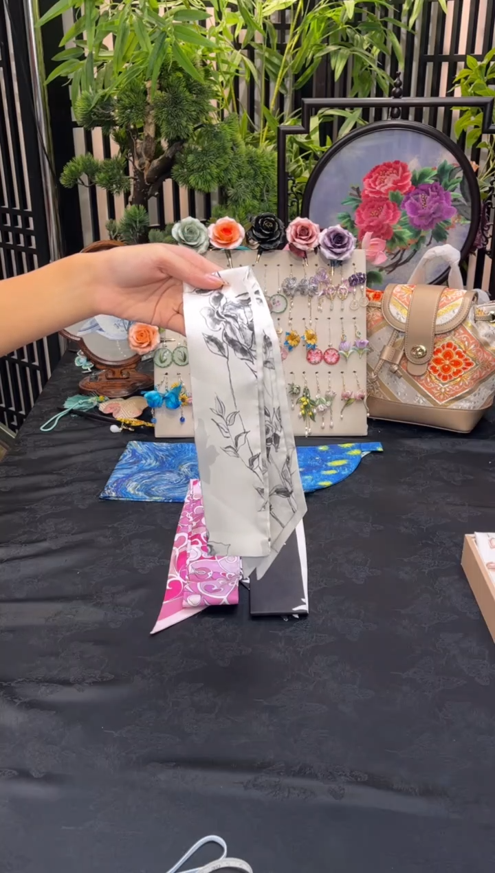 织绣C***苏非遗苏绣手工饰品